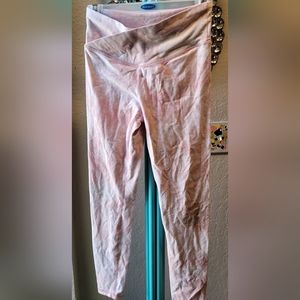 Old Navy High-Rise Powerchill Active Go-Dry Leggings